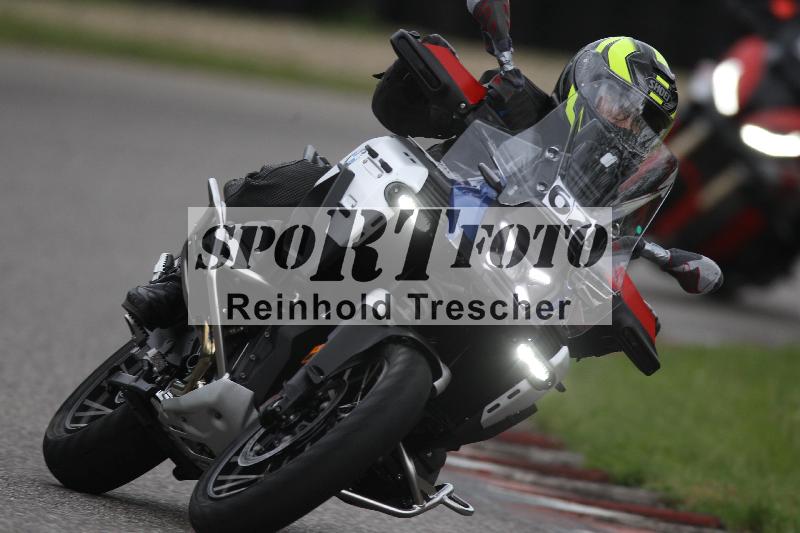 Archiv-2025/10 23.04.2025 Cornu Master School ADR/gruen-vert/62